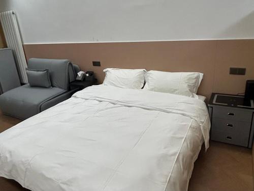 Yanta Qu Apartment | HuaiYan Home