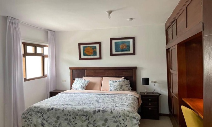 Trujillo Apartment | HuanchacoStudio KingBed Balcony Tv Wifi