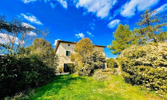 San Brizio Villa | Huge country villa - sleeps 11, Aircon, Wifi, Exc Pool, dishwasher, private land