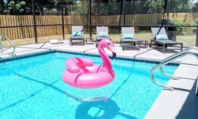 Bradenton House | Hummingbird 5a Beach House