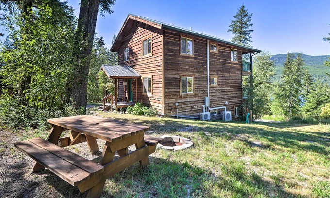 Bigfork Cabin | 'Hummingbird' Getaway in Swan Lake Cabins!