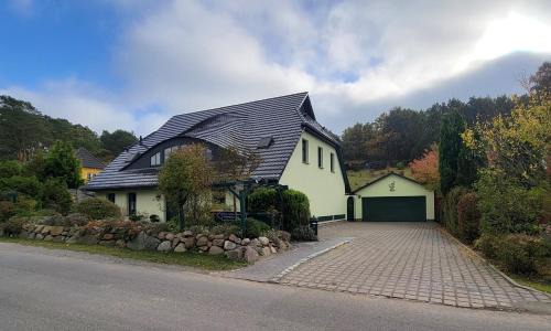 Mariendorf Apartment | Hus Sünnschien Mariendorf