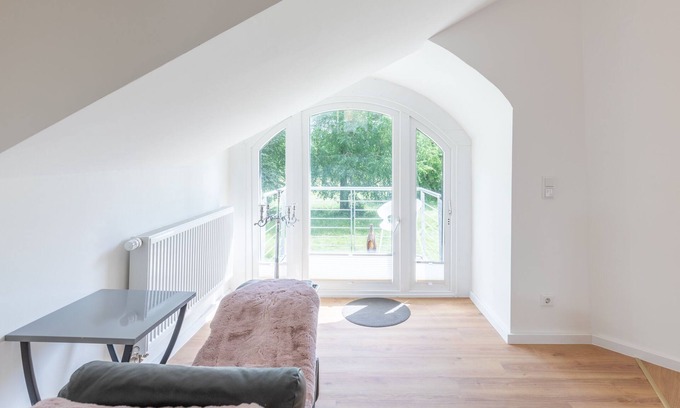 Zentrum Apartment | Husumer Wasserturm - Apartment 2 in Husum for up to 3 people