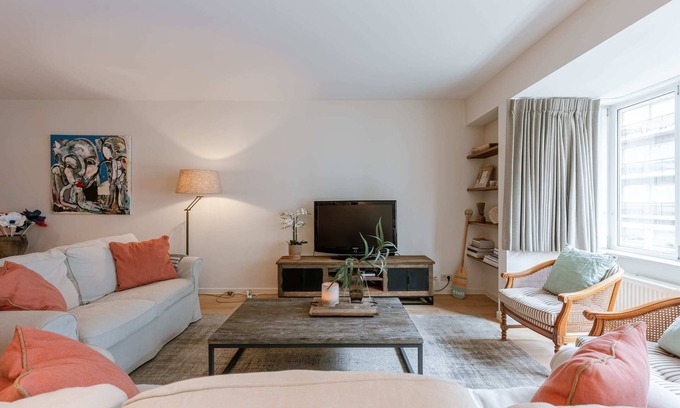 Knokke Apartment | Huswell - Top located apartment with parking