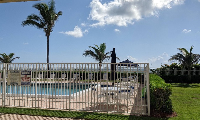 Hutchinson Island South Condo | Hutchinson Island Beach Resort Sunset View