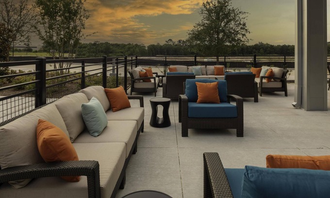 Conroe Hotel | Hyatt House The Woodlands/Shenandoah