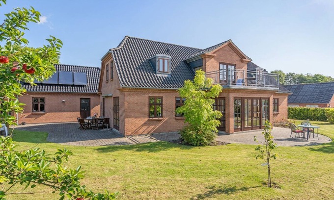 Logstor House | "Iarund" - 500m to the fjord by Interhome