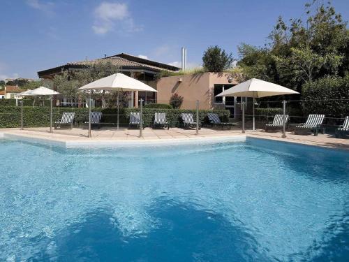 Aubenas Hotel | ibis Aubenas