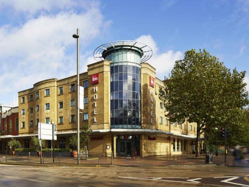 Stratford and New Town Hotel | ibis London Stratford