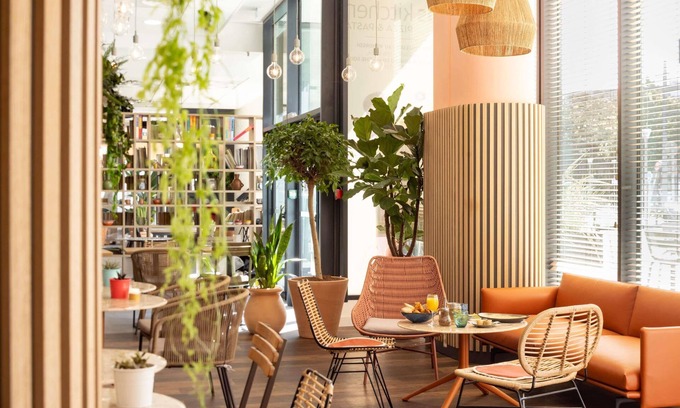 La Joliette Hotel | Ibis Marseille Centre Euromed