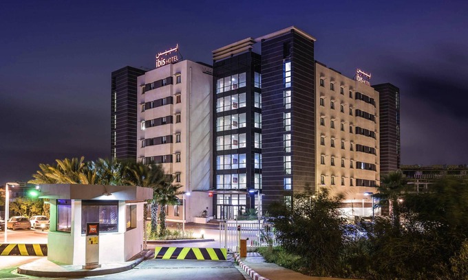 Hai Seddikia Hotel | ibis Oran Les Falaises
