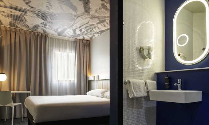 Saint Blaise Hotel | ibis Paris Nation Davout