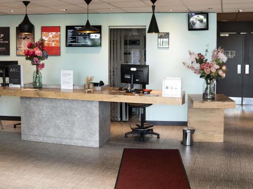 Saint-Denis Hotel | ibis Saint-Denis Stade Ouest