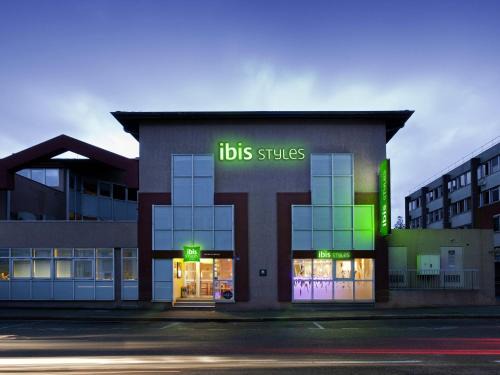 Champ de Foire Hotel | ibis Styles Bourg-en-Bresse Centre