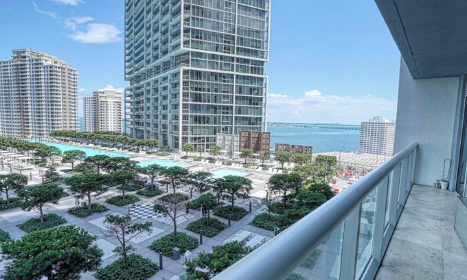 Downtown Miami Apartment | Icon Brickell