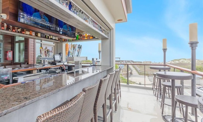Avalon Hotel | ICONA Windrift