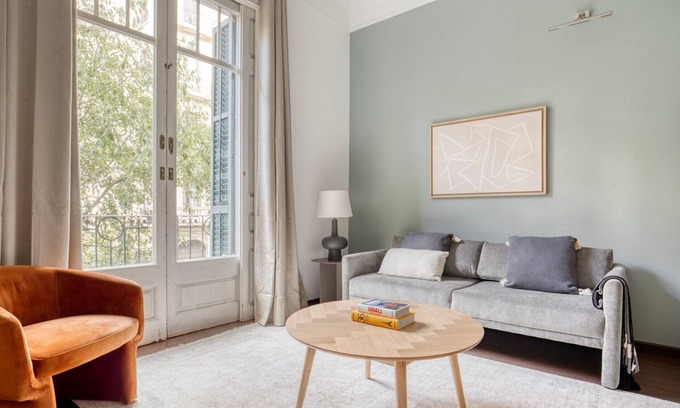 L'Antiga Esquerra de l'Eixample Apartment | Ideal Antiga Esquerra de l'Eixample 2BR, nr F. Macia, by Blueground