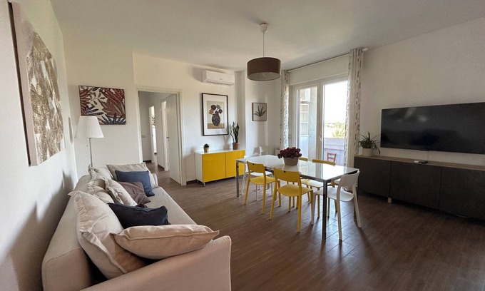 Zona LVII Labaro Apartment | Ideal family apartment in north Rome area with parking space and balcony