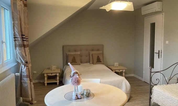 Guemar Bed & Breakfast | Ideal on the Alsace Wine Route 1 room 2/3 pers in a villa + pool