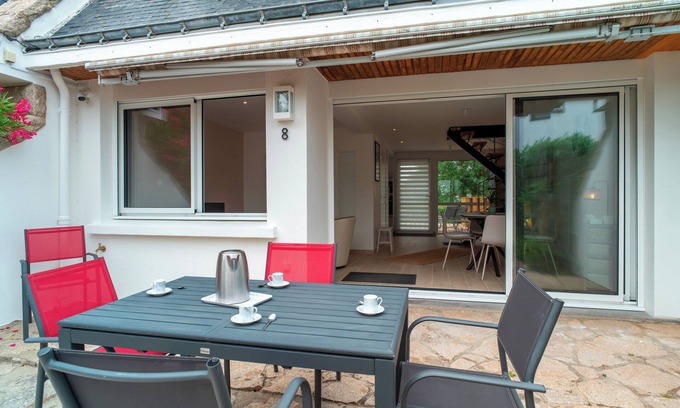 Saint-Pierre-Quiberon Condo | Ideally located in ST Pierre Quiberon, on the bay side. 200 meters from the beach,