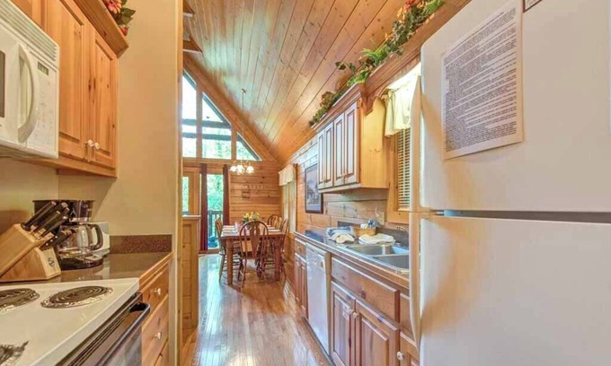 Black Bear Falls Cabin | Idle Days by Jackson Mountain Rentals