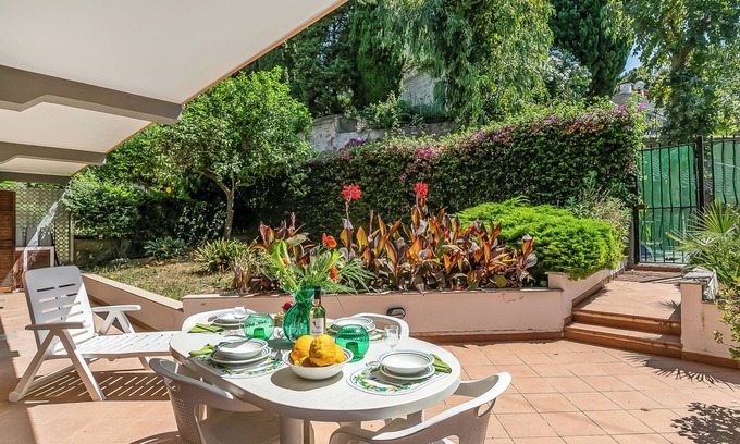 Vallecrosia Apartment | Il Giardino Sul Mare, Vallecrosia, Italy