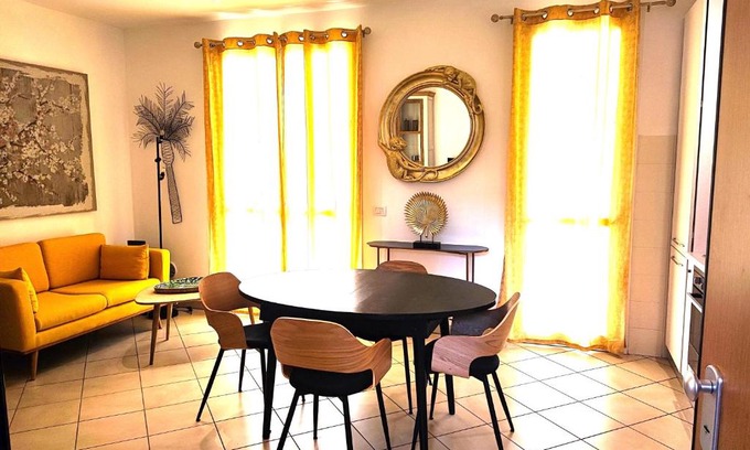 Prato Apartment | Il Melograno Apartment (Centro Storico Prato)