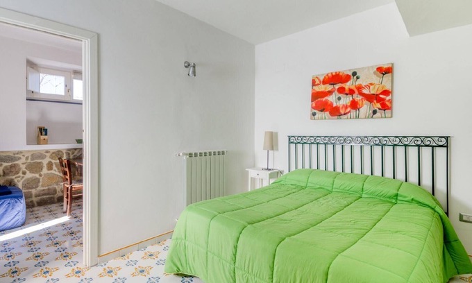 Ceraso House | Il Vicolo - Two-room apartment in the centre of Ceraso with kitchen and patio, up to 3 people