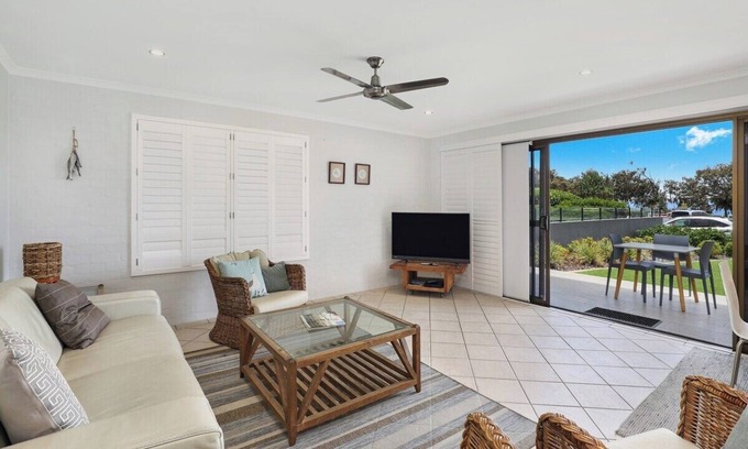 Mooloolaba Apartment | Illawong Unit 1 - Beach At Your Doorstep!