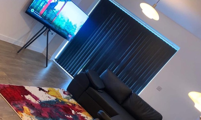 West Thurrock Apartment | Immaculate 1-Bed Apartment in Grays