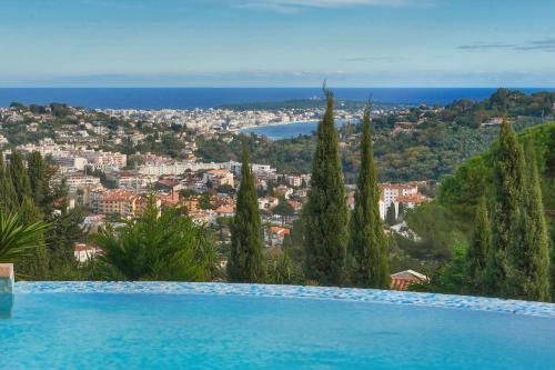 Vallauris Villa | Immogroom - Exceptional Villa - Sea view - Pool