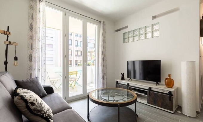 Carnot Apartment | Immogroom - Renovated - Terrace - AC- Quiet