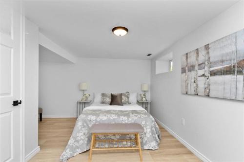 Walkerville Apartment | Impecable 2 Bedroom in Windsor