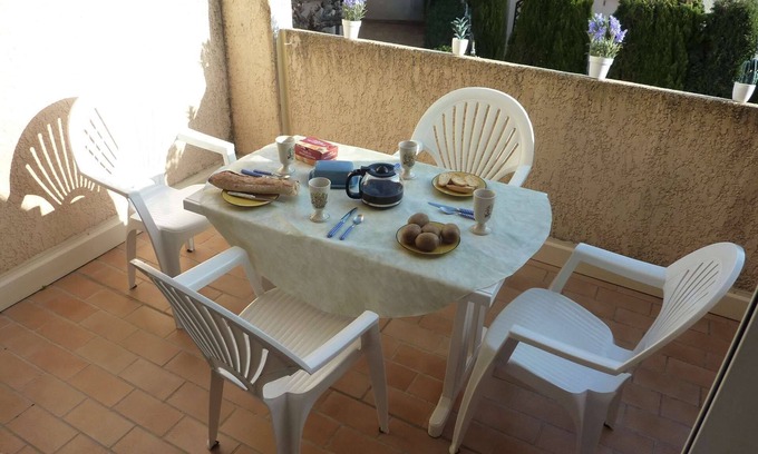 Marseillan Plage Apartment | In a closed residence, pleasant flat for 4 people