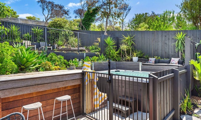 Blairgowrie House | In a coveted pocket in Blairgowrie within an easy walk to the bay and Village