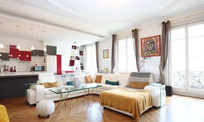 Faubourg-du-Roule Apartment | In a fantastic location overlooking the Arc de Triomphe & Champs Élysées