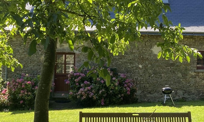 La Ferriere-de-Flee House | In Anjou, gîte in the castle grounds, with garden and heated swimming pool.