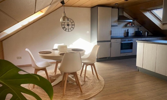 Emmerich Apartment | In der Natur gelegene Wohnung mit Weitblick
