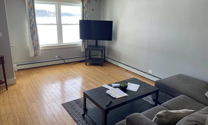 Franklin County Apartment | In Eustis on the Lake 10 minutes from Sugar Loaf 4 Bedroom apartment