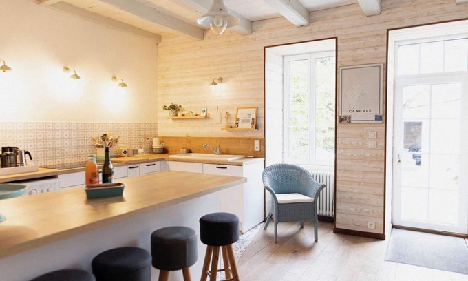 Cancale House | In the heart of "Cancale" garden , 500m sea/garage