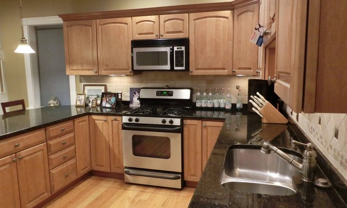 Andover House | In the heart of Phillips Academy and downtown Andover