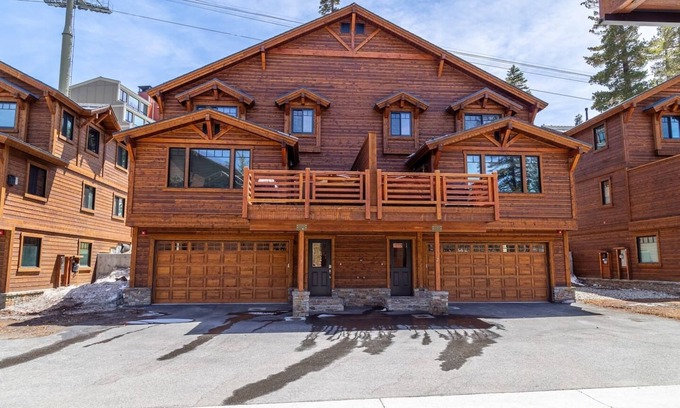 Mammoth Lakes House | "Inbounds" at Canyon Lodge- Huge Slopeside Home with Private Hot Tubs & Garages