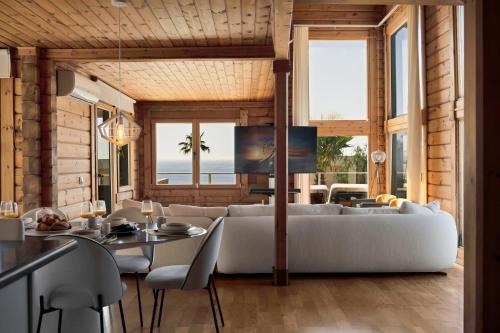 Cabrita House | Increíble Villa de madera con vistas al mar