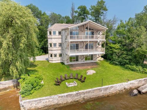 Saint-Augustin-de-Desmaures Ski Chalet | Incredible view - Chateau au bord du fleuve