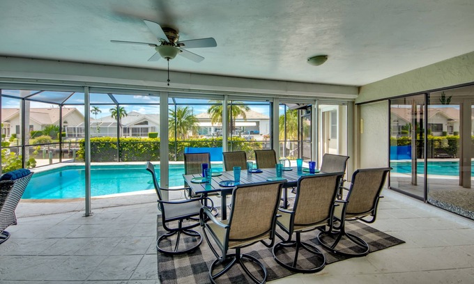 Pelican Villa | Incredible 4 BR/3 bath Villa with heated pool, kayaks, bikes, and fishing poles