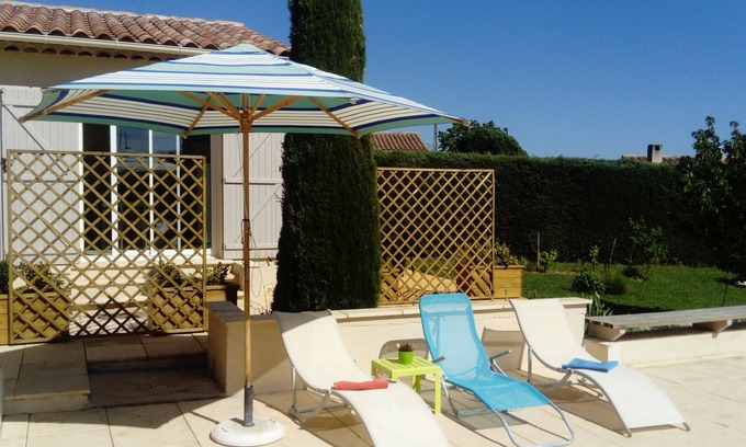 Le Val House | Independent accommodation and swimming pool