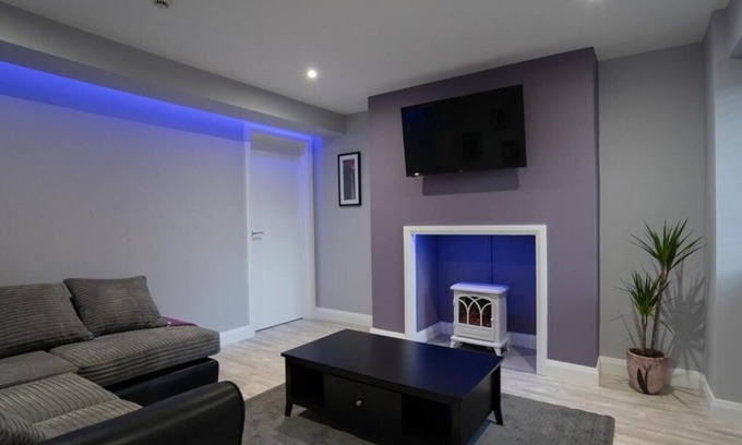 Ballycastle Apartment | Indigo Apartment is a quaint one bedroom apartment in the heart of Ballycastle.
