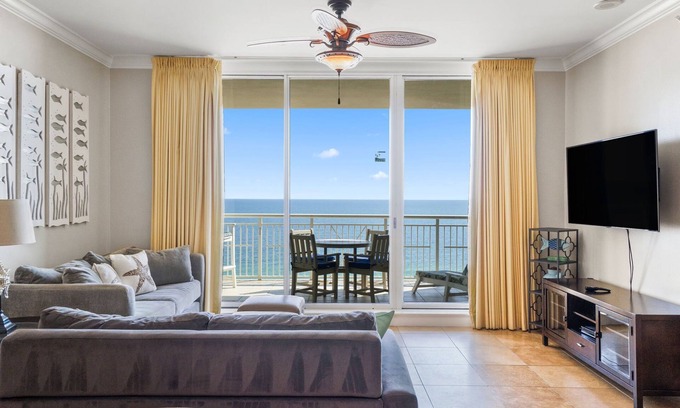 Ono Island Condo | Indigo East 1003 | Beachfront 2BR w/Resort Amenities + Stunning Gulf Views