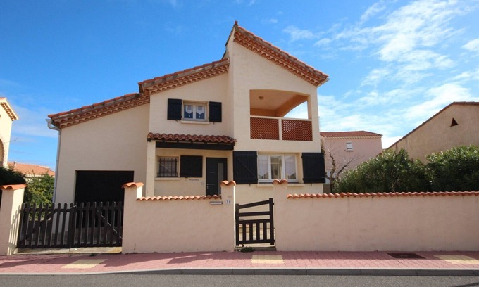 Portiragnes-Plage House | Individual Villa for family of 8 people, only 80m from the beach of Portiragnes plage