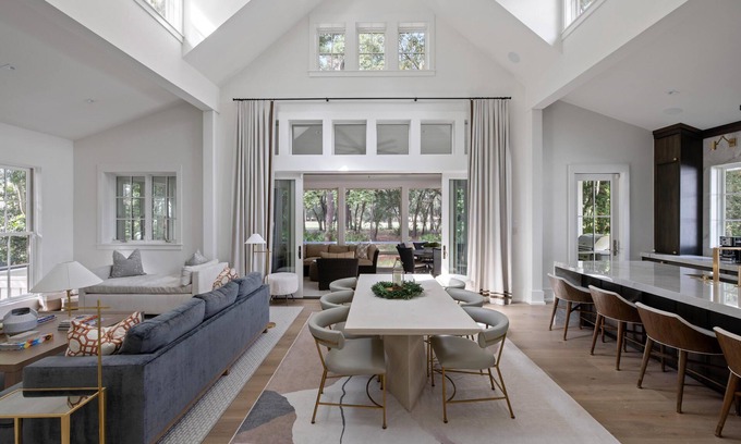 Palmetto Bluff House | Indoor Outdoor living w/Views Overlooking Golf Course